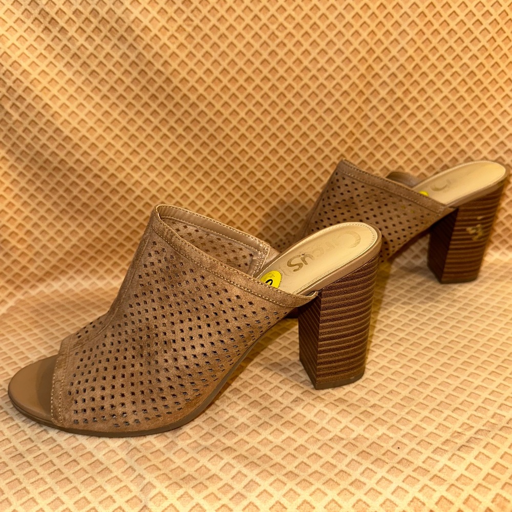 Circus by Sam Edelman Brown Perforated Heeled Sandals